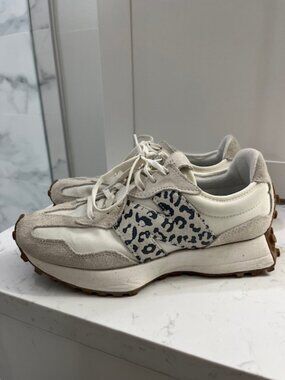 New Balance 327 Leopard